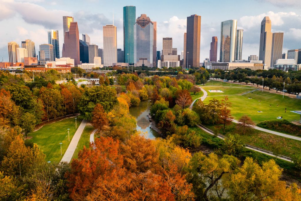 Buffalo Bayou Park is a scenic urban oasis offering trails, water activities, and stunning views of the Houston skyline. This 160-acre space is perfect for walking, biking, kayaking, or simply enjoying fresh air. With beautiful gardens, public art installations, and the famous Waugh Drive Bat Colony, the park gives visitors a peaceful escape while staying close to all the city action.